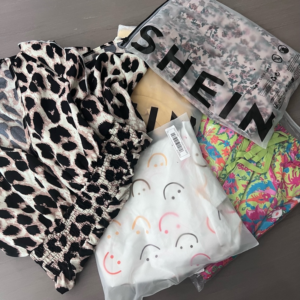 SHEIN bundle of 6 pieces